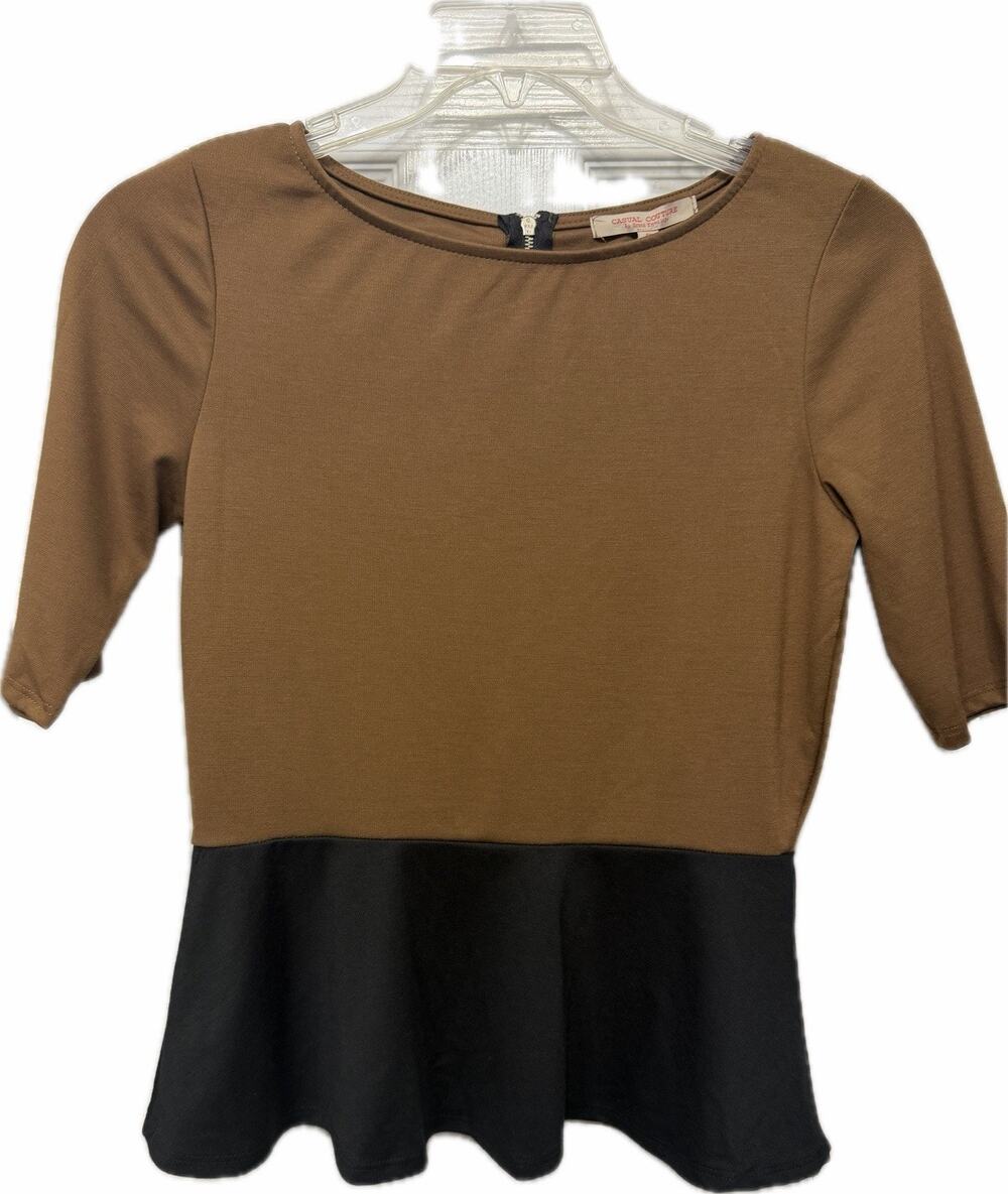 NWT! Casual Couture By Green Envelope Colorblock Peplum Blouse - Size M